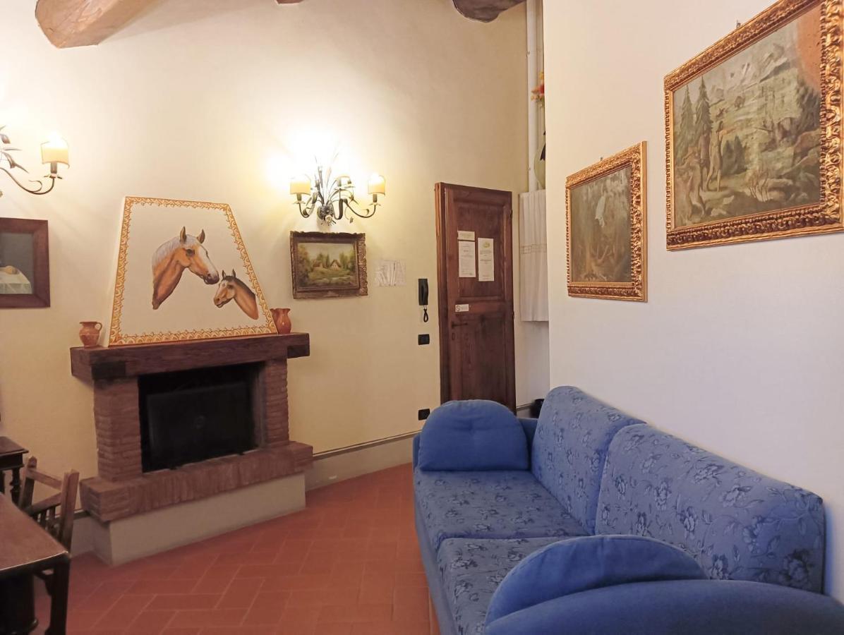 Relais Santa Margherita Arezzo Bagian luar foto